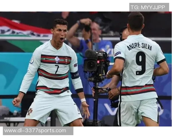 新浪足球指数助力球迷精准分析赛事数据提升观赛体验